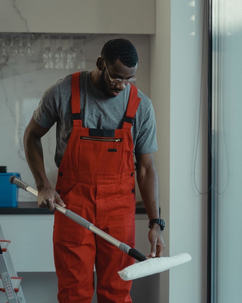 A Foothills Cleaning technician at work